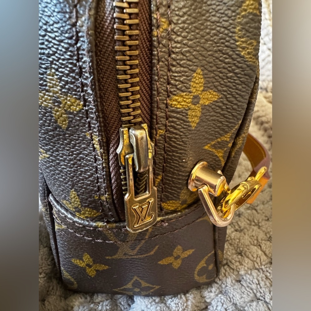 Louis Vuitton trousse 28 crossbody - Picture 5 of 11